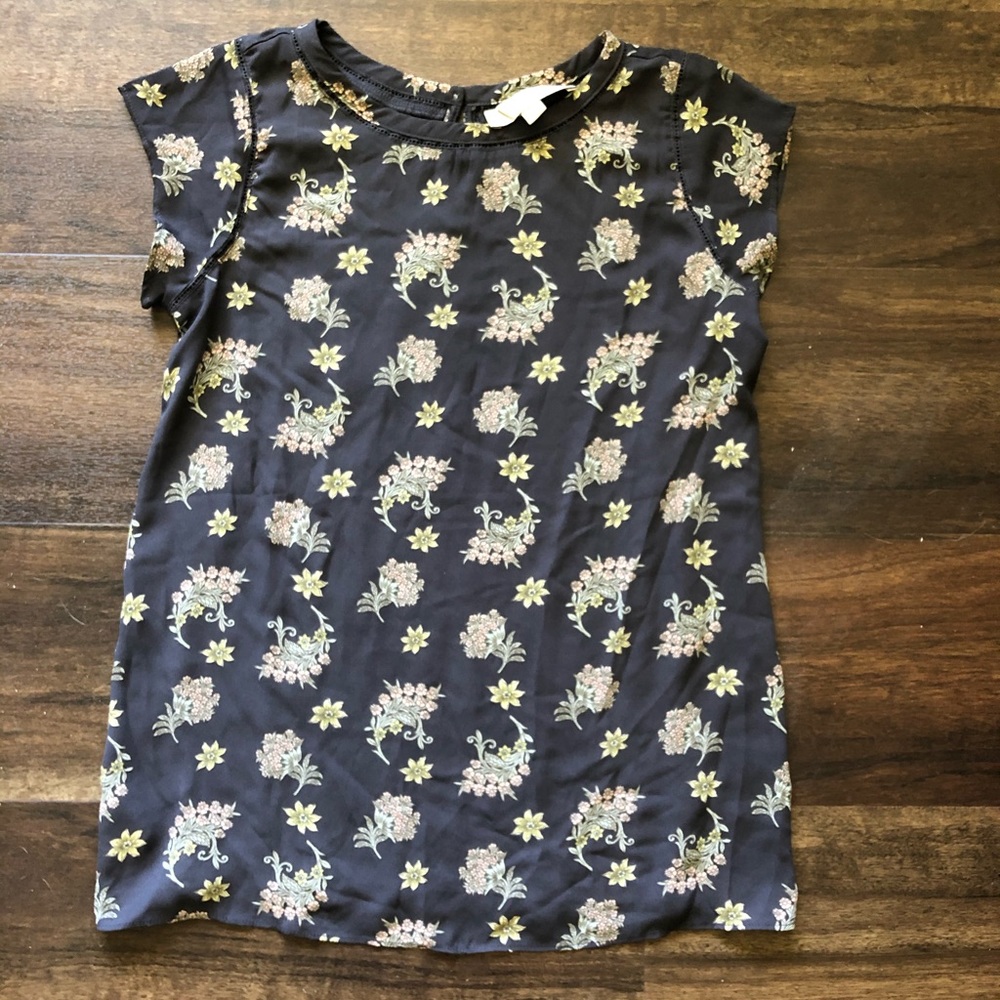 LOFT dress shirt 🌿